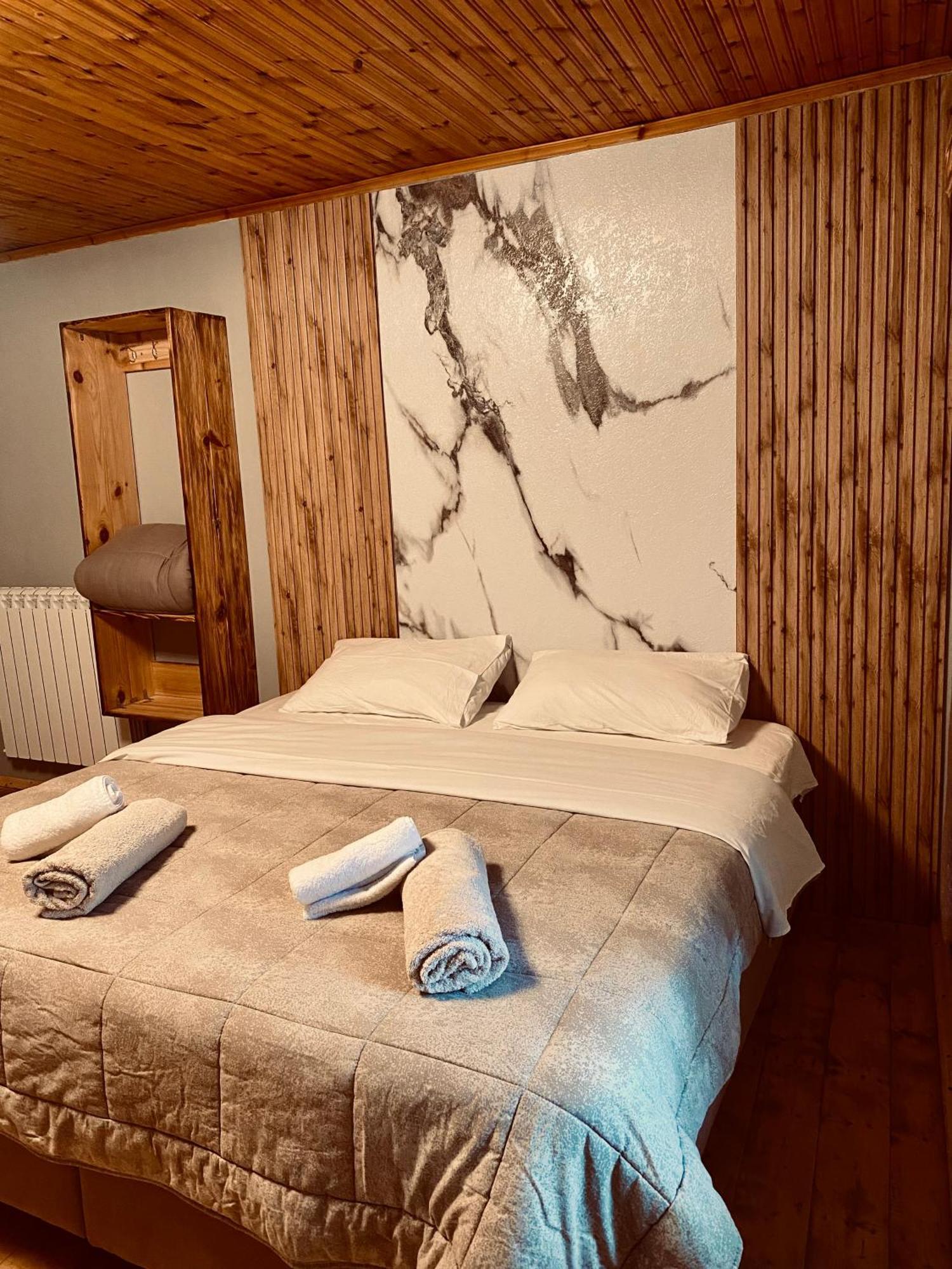 Guesthouse Prrockaj Theth Zewnętrze zdjęcie